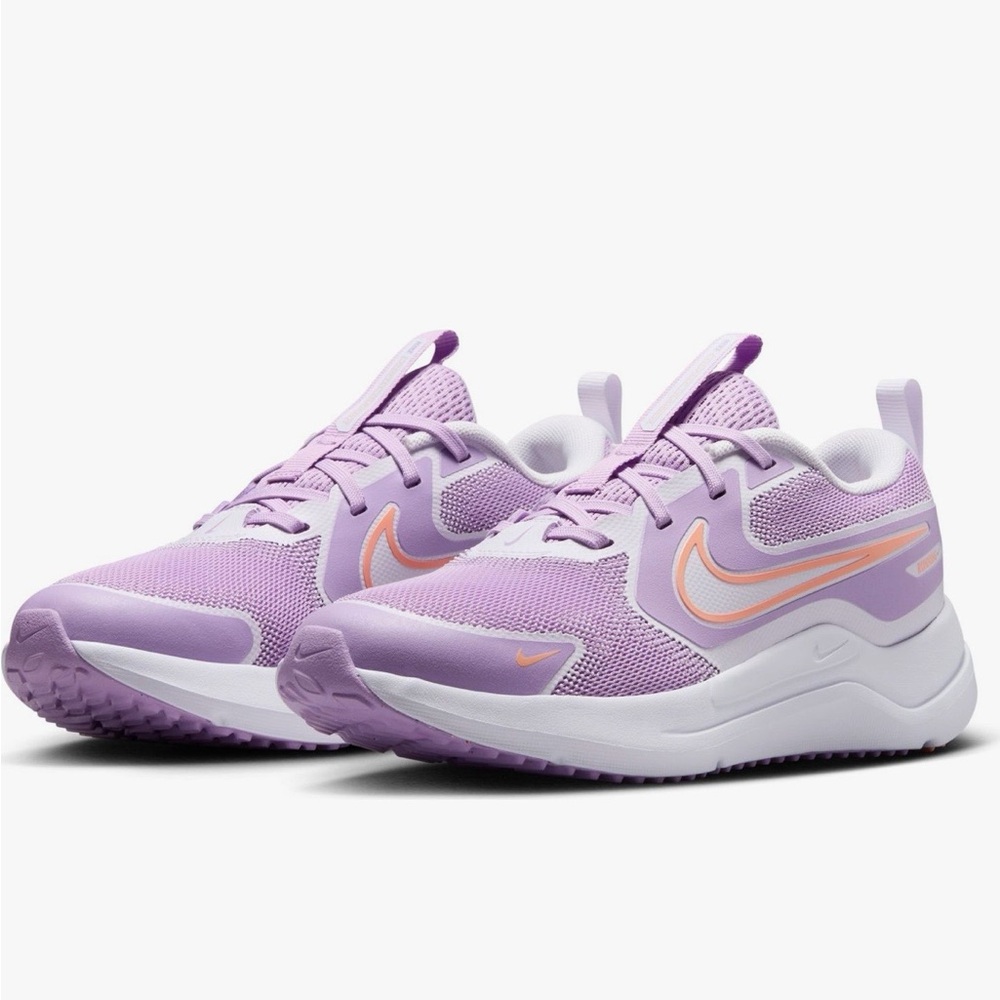 NEW Nike Big Girls Cosmic Runner Running Shoes US Size 6Y